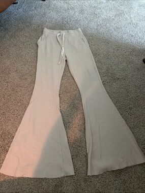 American Eagle Outfitters Cream Ribbed Flare Lounge Pants